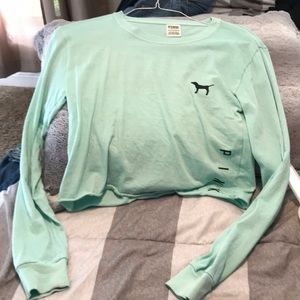 Long sleeve crop top
